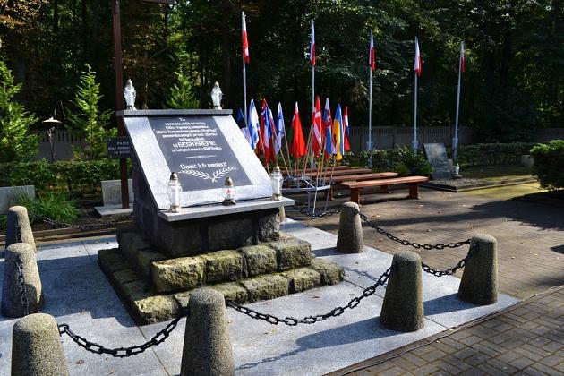 Uroczystość patriotyczno-religijna w Krępie Kaszubskiej