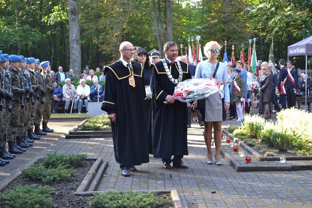 Uroczystość patriotyczno-religijna w Krępie Kaszubskiej