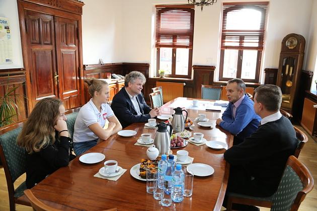 Burmistrz spotkał się z utytułowanymi sportowcami