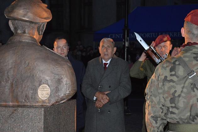 Pomnik generała Stanisława Sosabowskiego odsłonięty