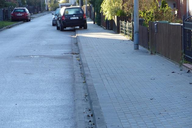 Remont 300 metrów chodnika na ulicy Kolonia