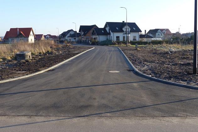 Kanalizacja deszczowa i nowy asfalt na Małopolskiej. I etap zakończony