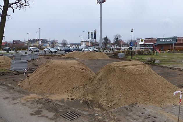 Budowa miejsc parkingowych na Tczewskiej i Krzywoustego