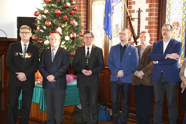 Biskup z wizytą duszpasterską w Ratuszu