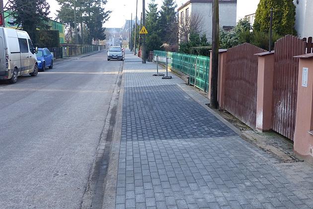 Chodnik przy ulicy Wyspiańskiego wyremontowany