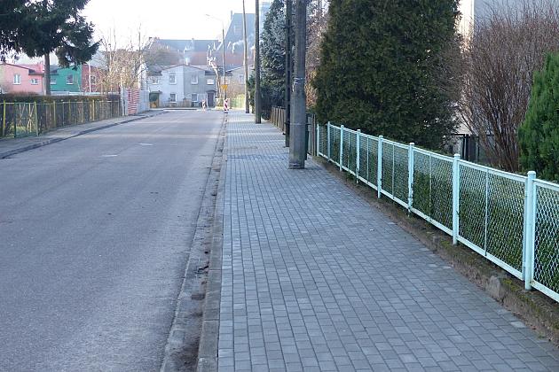 Chodnik przy ulicy Wyspiańskiego wyremontowany