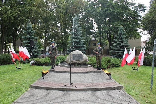 Propozycja nowego zagospodarowania i nadania nazwy skwerowi wokół Obelisku Niepodległości w Lęborku