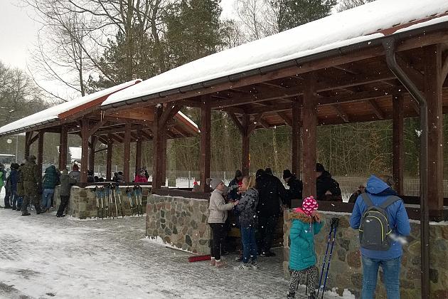 Nad Jeziorem Czarnym... w śnieżnej bieli