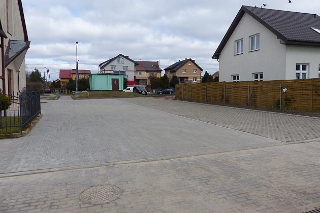 Nowy parking i droga dojazdowa przy ul. Kasztanowej