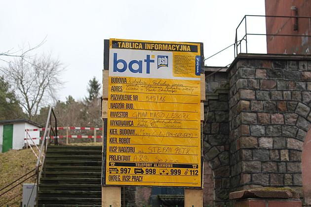 Dokopali się do fundamentów. Przebudowa Wieży Ciśnień