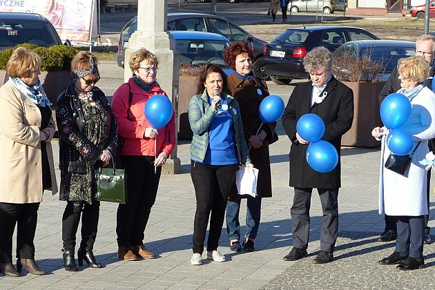 Niebieski Lębork. Podsumowanie kwietniowych Dni Autyzmu.