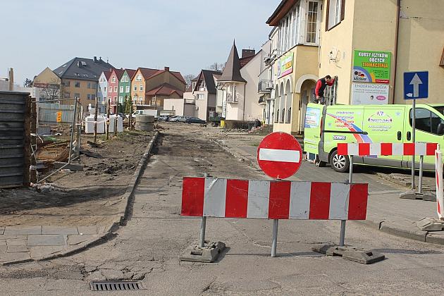 Wybudują kanalizację deszczową na parkingu i skrzyżowaniu