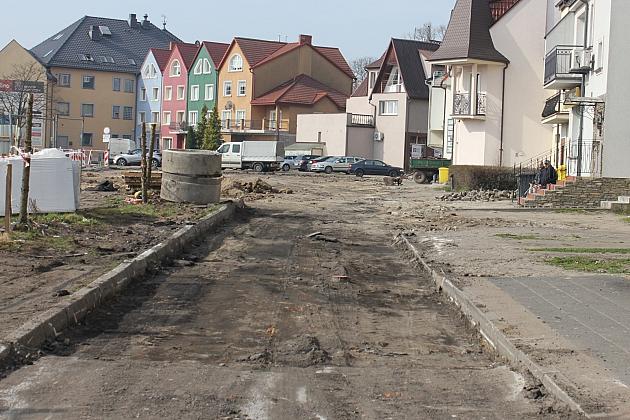 Wybudują kanalizację deszczową na parkingu i skrzyżowaniu