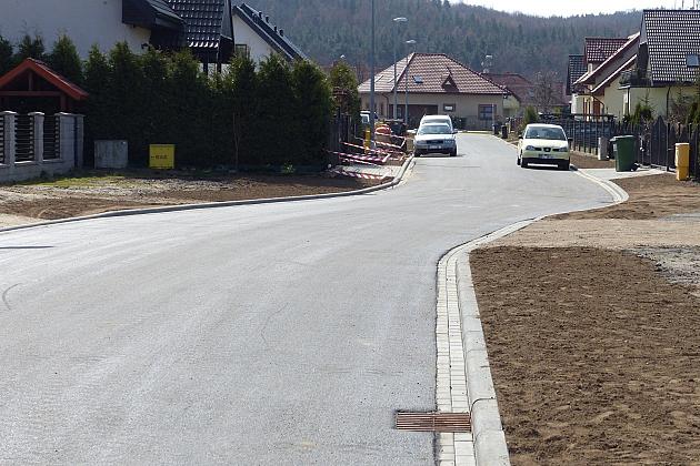 Szarych Szeregów i gen. Sosabowskiego z asfaltem. Czas na Mazowiecką