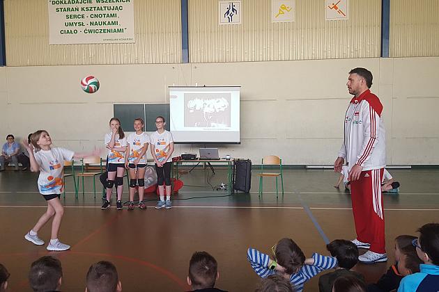 Wybitny siatkarz spotkał się z lęborskimi uczniami