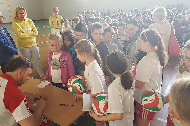 Wybitny siatkarz spotkał się z lęborskimi uczniami