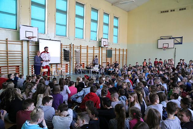 Wybitny siatkarz spotkał się z lęborskimi uczniami