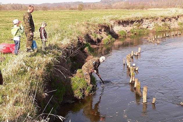 Akcja sprzątania rzeki Łeby po raz dziesiąty