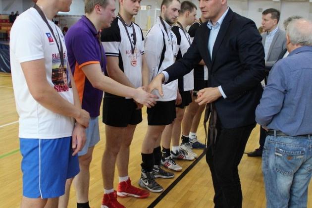 Bojan Żubry mistrzem 11 edycji Amatorskiej Ligi Siatkówki