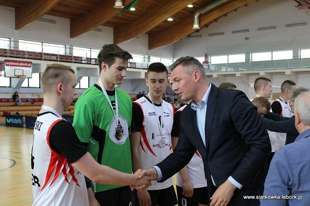 Bojan Żubry mistrzem 11 edycji Amatorskiej Ligi Siatkówki