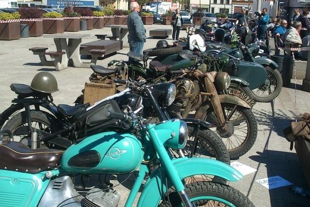 Zabytkowe motocykle rywalizowały na drogach naszego powiatu