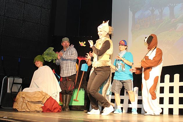 Zbierali na Hospicjum. Wystawili „Rzepkę” Juliana Tuwima