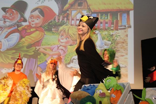 Zbierali na Hospicjum. Wystawili „Rzepkę” Juliana Tuwima