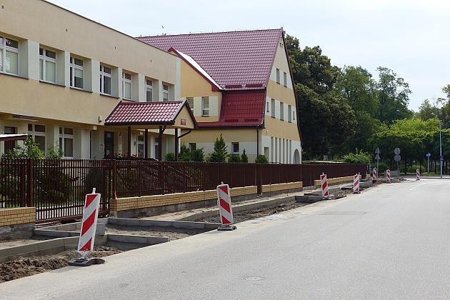 Budowa parkingu i przejścia dla pieszych przy Przedszkolu nr 1