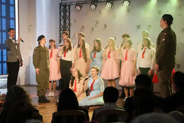 „Jak za dawnych lat…” – I LO w Lęborku świętowało 80 lat historii