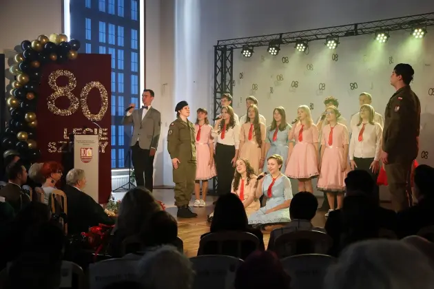 „Jak za dawnych lat…” – I LO w Lęborku świętowało 80 lat historii