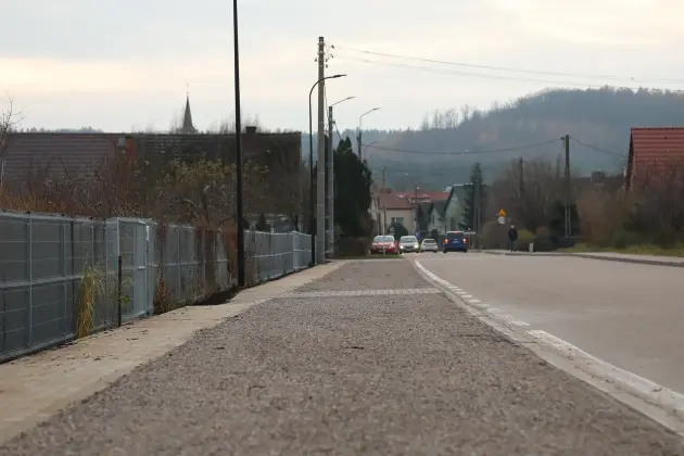 Inwestycja przy ul. Chłopskiej zakończona – poprawa komfortu i bezpieczeństwa mieszkańców