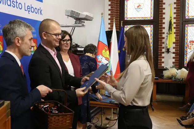 W lęborskim ratuszu uroczyście obchodzono Dzień Pracownika Socjalnego