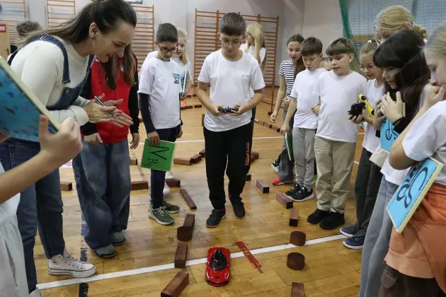 Edukacja przez zabawę – wyjątkowy piknik rowerowy dla czwartoklasistów