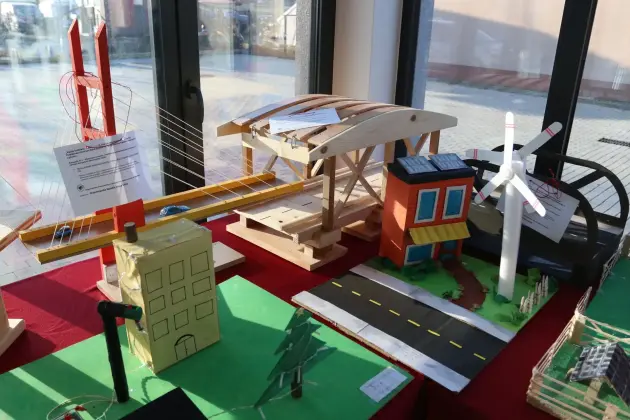 Rekordowa edycja konkursu „Każdy budować może” w Lęborku