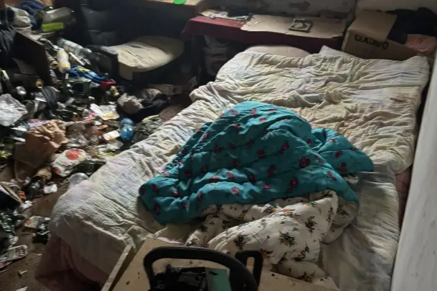 Apel służb miejskich o zwracanie uwagi na osoby potrzebujące pomocy