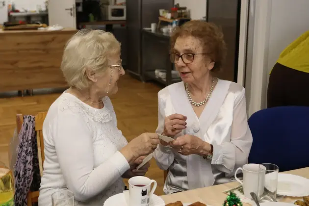 Wigilijne spotkanie z seniorami w Bazie
