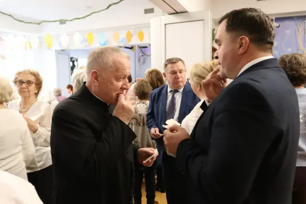 Wigilijne spotkanie z seniorami w Bazie