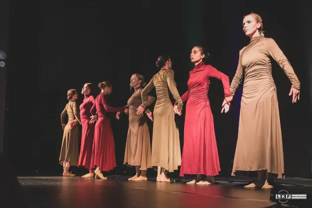 Teatr Tańca Jeszcze Pięć Minut