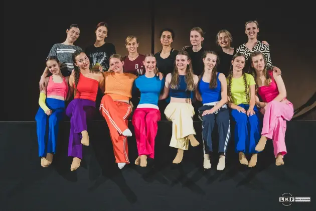 Teatr Tańca Jeszcze Pięć Minut