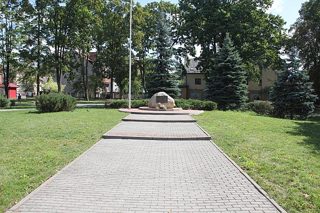 Przebudowa otoczenia Obelisku Niepodległości na 100-lecie odzyskania niepodległości