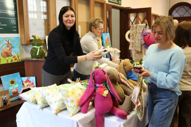 Warsztaty Terapii Zajęciowej w Lęborku zapraszają dziś do Urzędu Miejskiego na wielkanocny kiermasz!