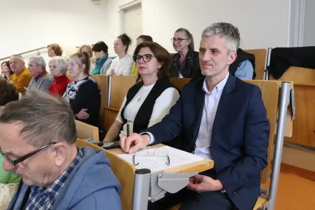 Profilaktyka, wiedza i aktywność – seniorzy rozmawiali o zdrowiu mózgu