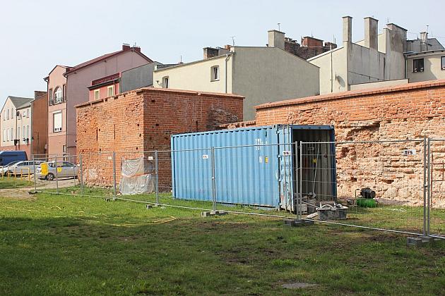 Konserwacja lęborskich obwarowań na ulicy Przymurnej