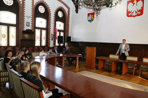 Wizyta Samorządu Uczniowskiego 43 w Ratuszu