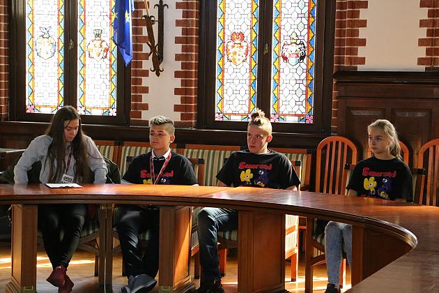 Wizyta Samorządu Uczniowskiego 43 w Ratuszu