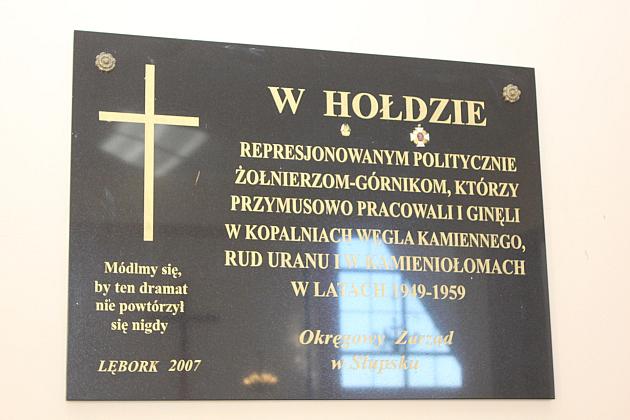 Pamiętali o represjonowanych żołnierzach-górnikach