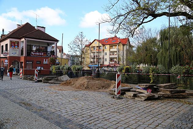 Ruszyły prace przy „szpilkostradzie”