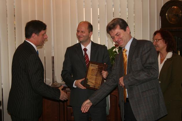 Miasto wspiera remont szpitalnego laboratorium