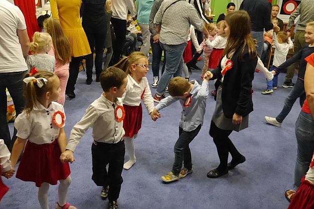 To dla Ciebie Polsko – wieczornica w Przedszkolu Nr 6