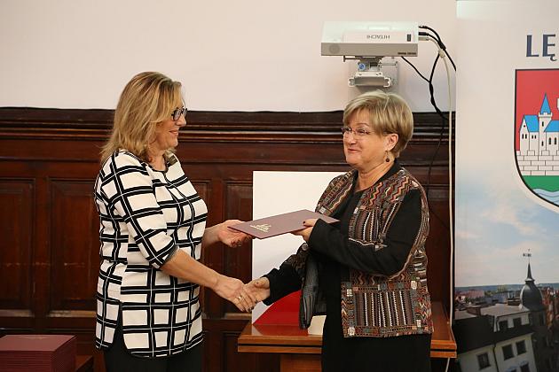 I sesja Rady Miejskiej – Burmistrz i Radni złożyli ślubowanie